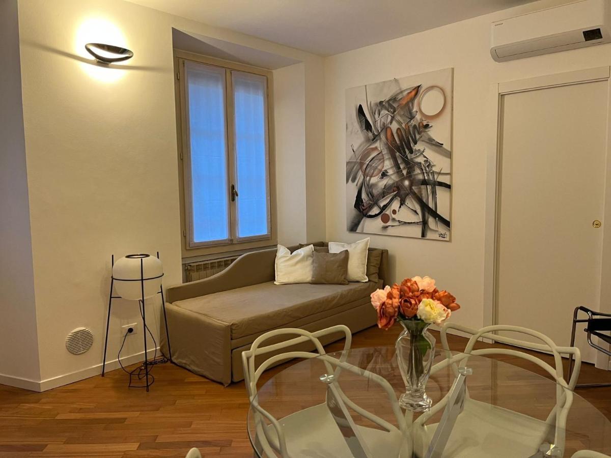 Casa Vercelli Delizioso Bilocale Moderno Nella Vecchia Milano Exteriér fotografie