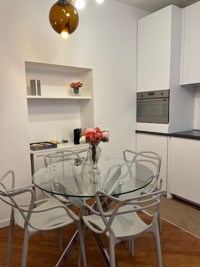Casa Vercelli Delizioso Bilocale Moderno Nella Vecchia Milano Exteriér fotografie