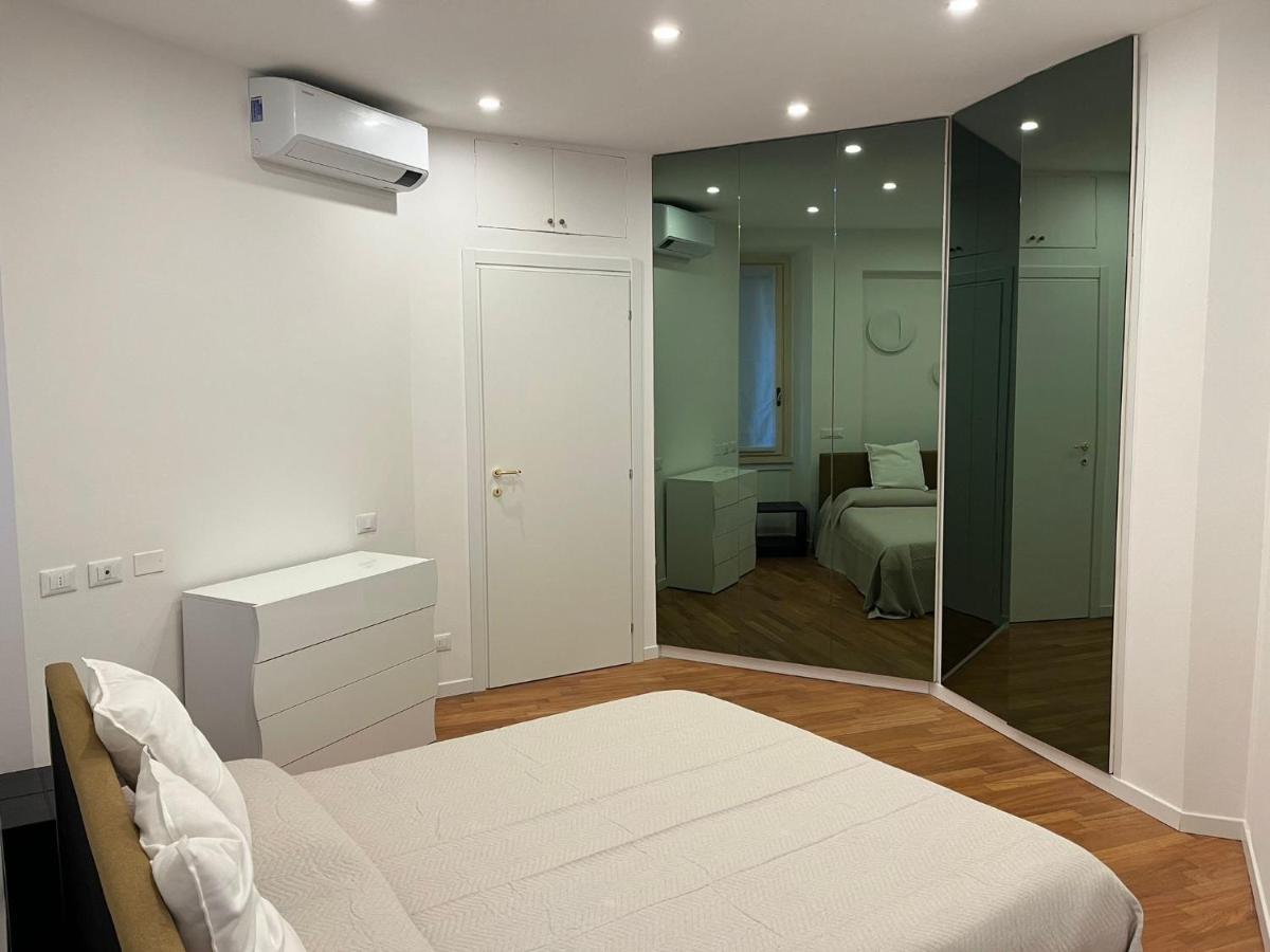 Casa Vercelli Delizioso Bilocale Moderno Nella Vecchia Milano Exteriér fotografie
