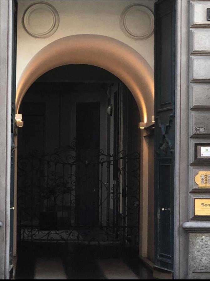 Casa Vercelli Delizioso Bilocale Moderno Nella Vecchia Milano Exteriér fotografie