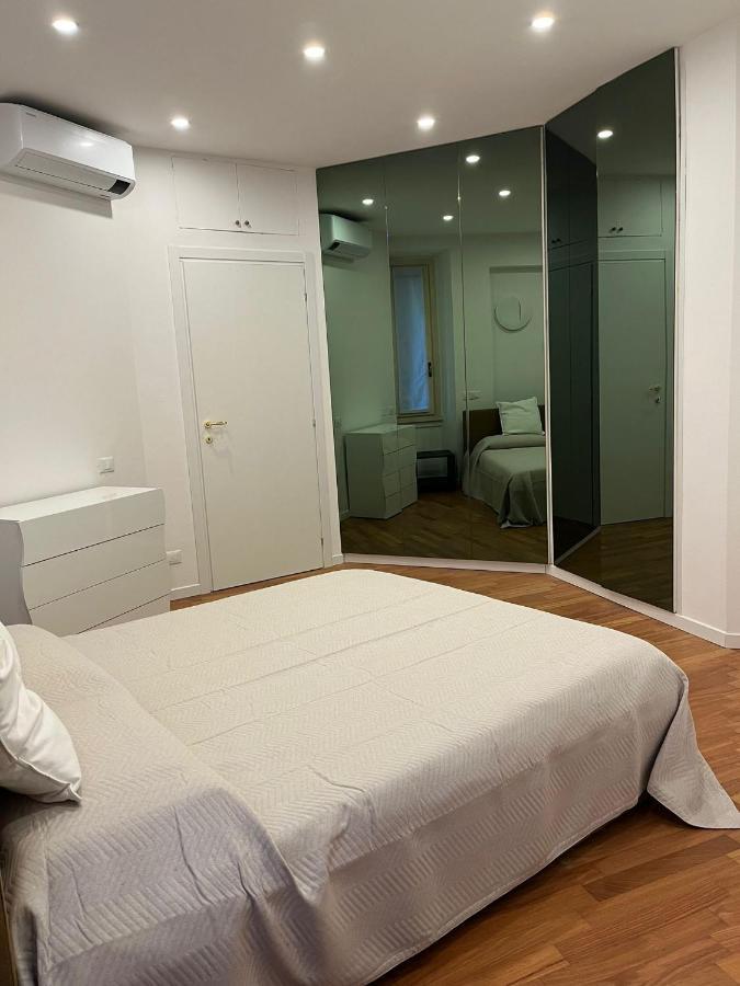 Casa Vercelli Delizioso Bilocale Moderno Nella Vecchia Milano Exteriér fotografie