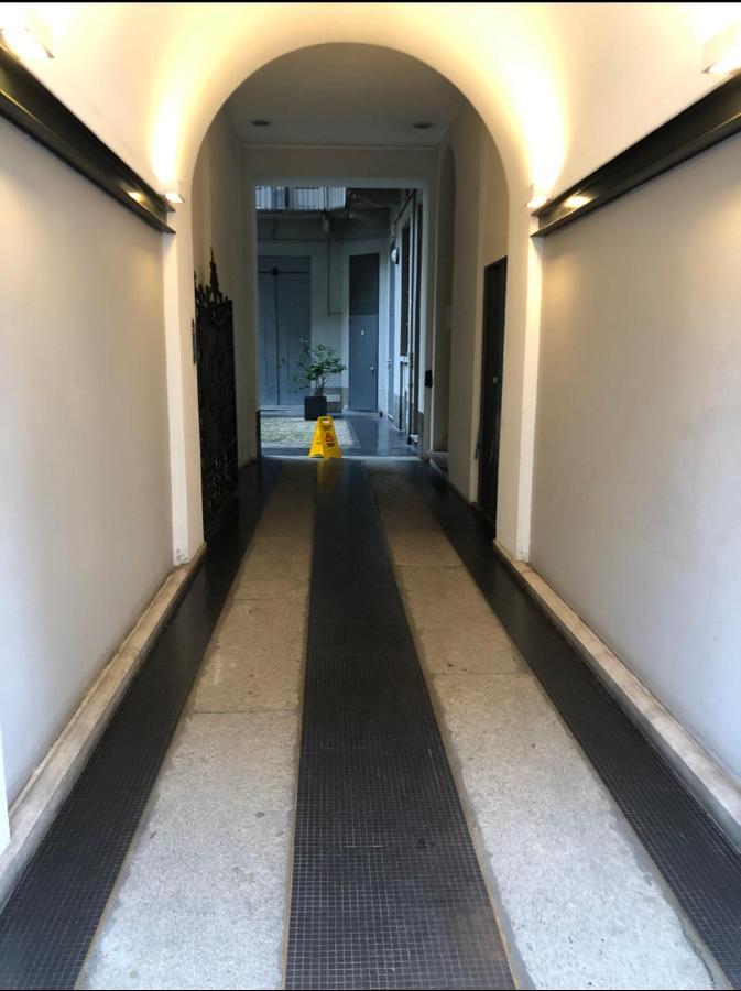 Casa Vercelli Delizioso Bilocale Moderno Nella Vecchia Milano Exteriér fotografie